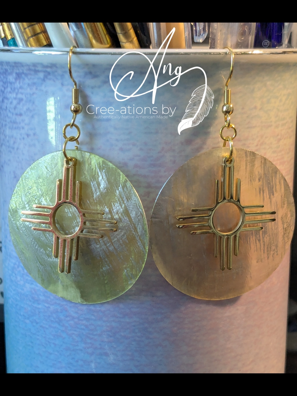 Native American Elegant Gold Zia Shell Disc Earrings - Picture 3 of 6
